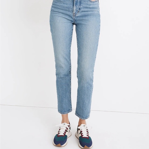 The Petite Perfect Vintage Jean in Banner Wash size 28 P SOLD OUT online - Picture 8 of 10